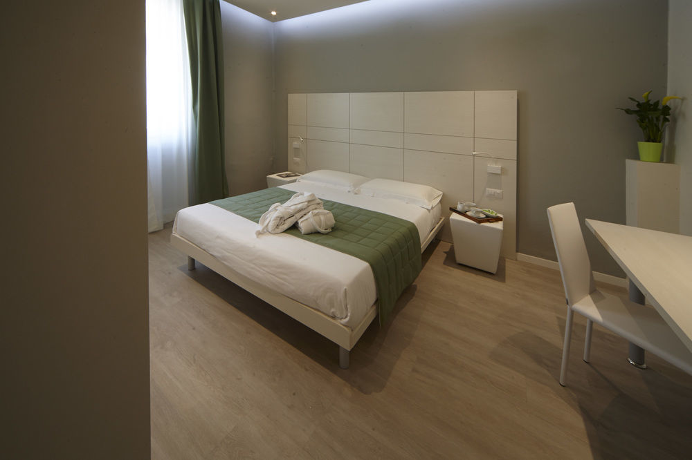 Navigliotel 19 - Rooms & Suites Milano Eksteriør billede